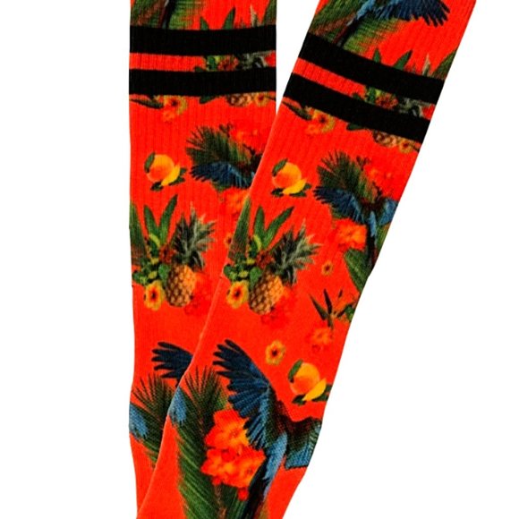 SOLE OPTIONS Ladybird Crew Sock Feet Art Paradise - Picture 2 of 2